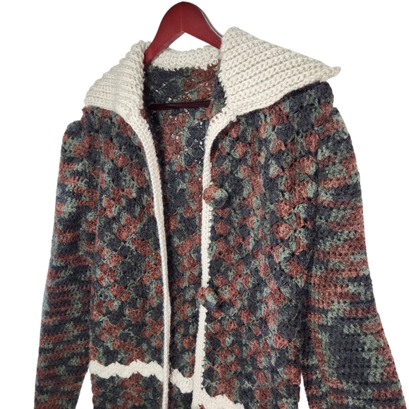 Handmade Vintage Crocheted Knit Cardigan Brown Green Granny Grandmacore XL - Picture 8 of 15